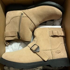 UGG Classic Beige Suede Ankle Boots